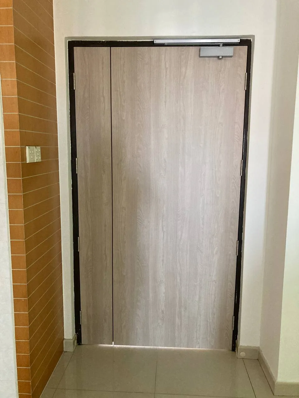 Wooden Door - Image 4