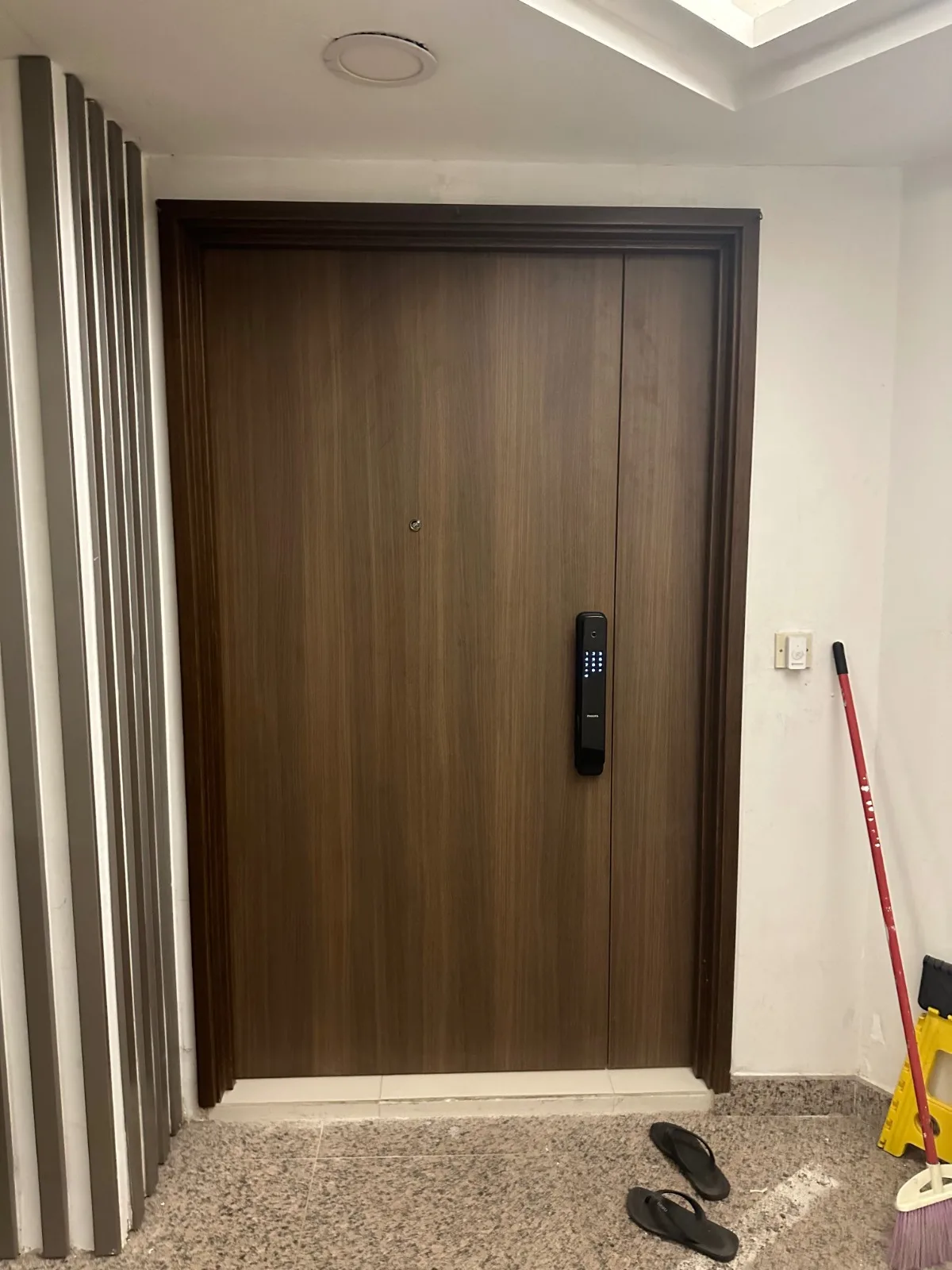 Wooden Door - Image 6