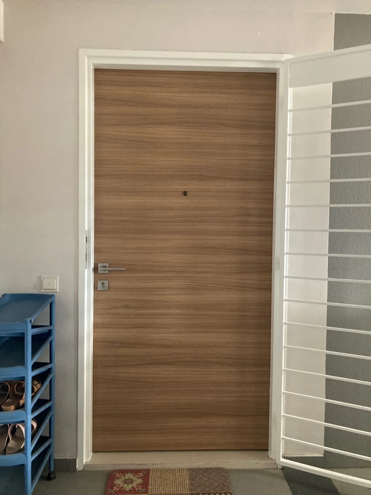 Wooden Door - Image 7